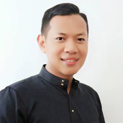 Dr. RAJA DESRIL, SH., MH