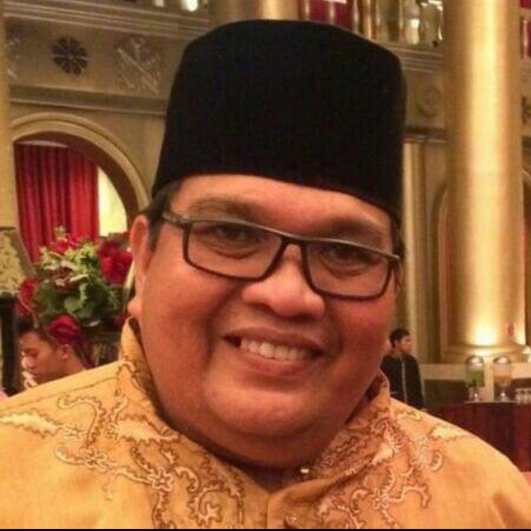 Drs. H. EDDY YUSRA, M.Kom